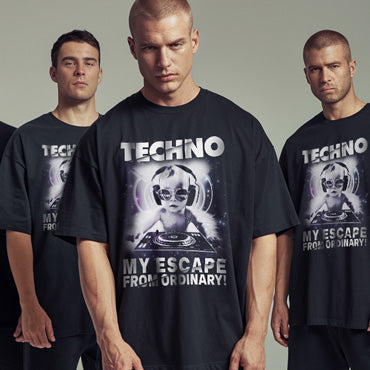 Techno Shirt Oversized "Techno my escape from ordinary! (Frontprint)