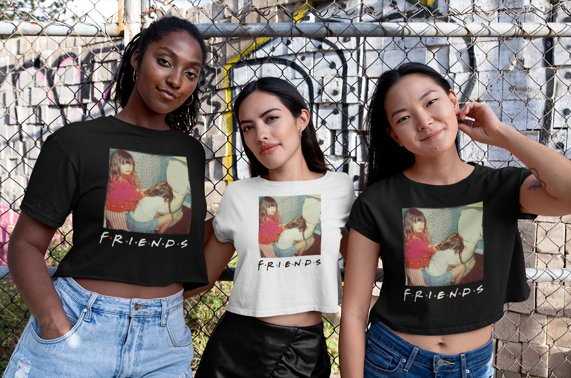 Friends FESTIVAL OUTFITS & STREETWEAR