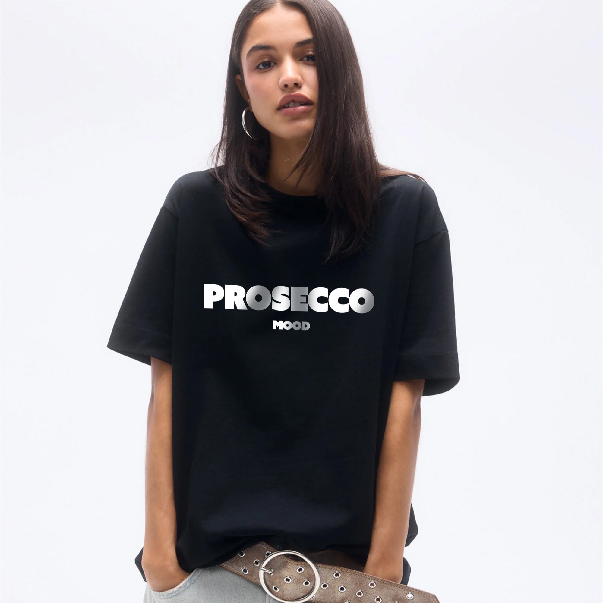 prosecco-mood-oversized-frau-front-schwarz